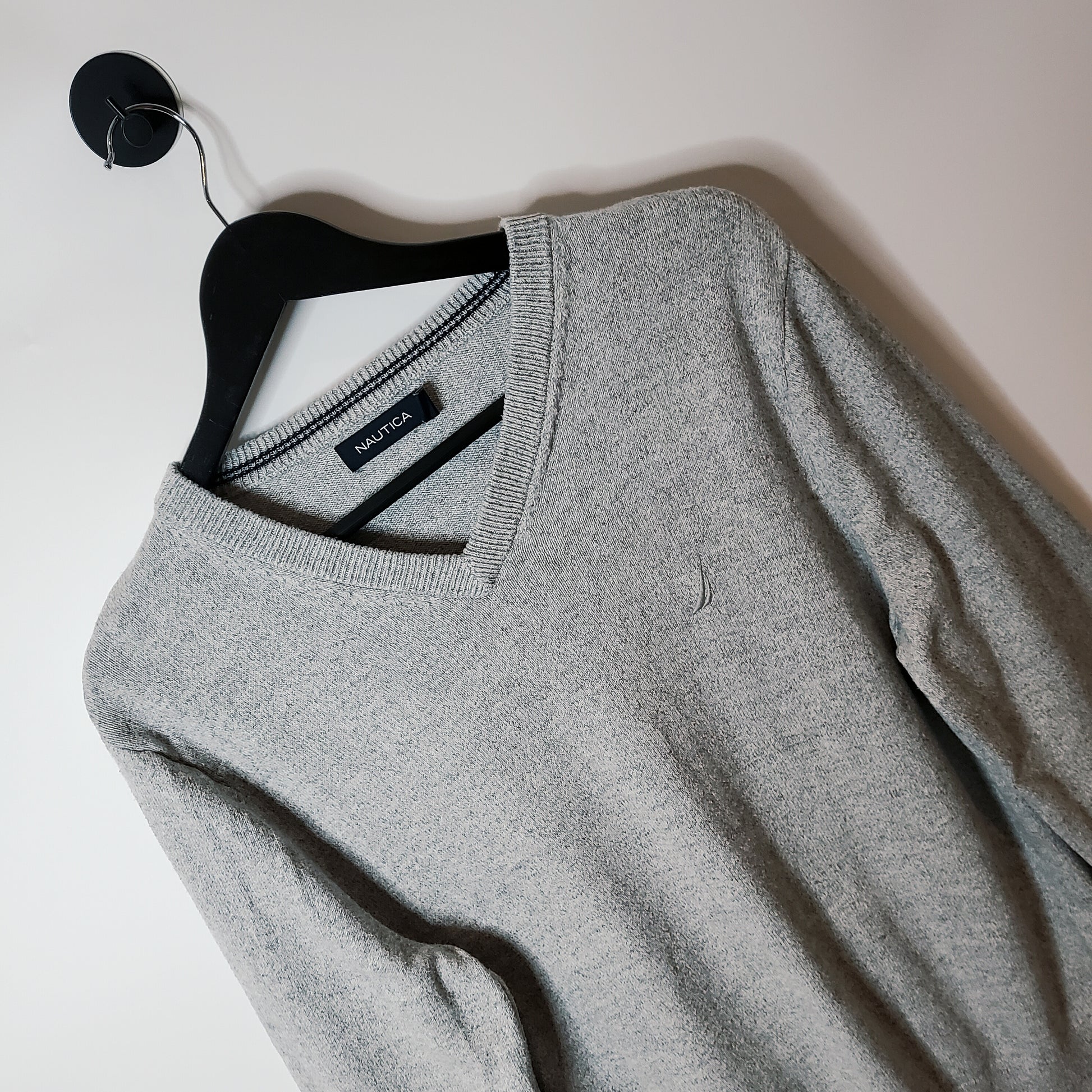 Nautica V-Neck Jumper Grey Size Medium