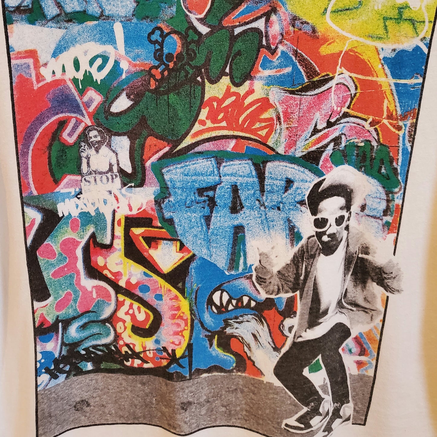 Retro Y2K Graffiti Graphic T-shirt | Size 10