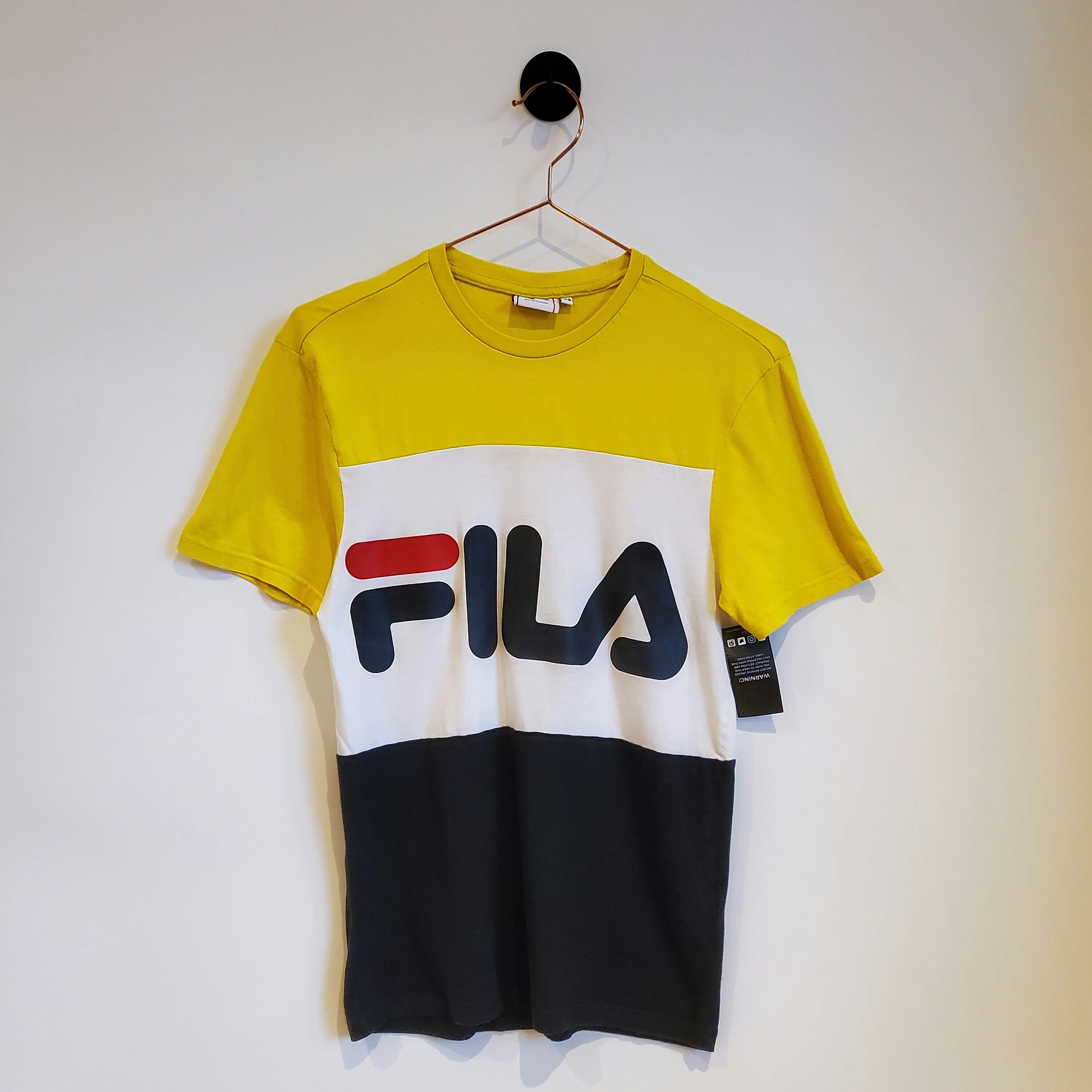 Fila t shirt clearance logo